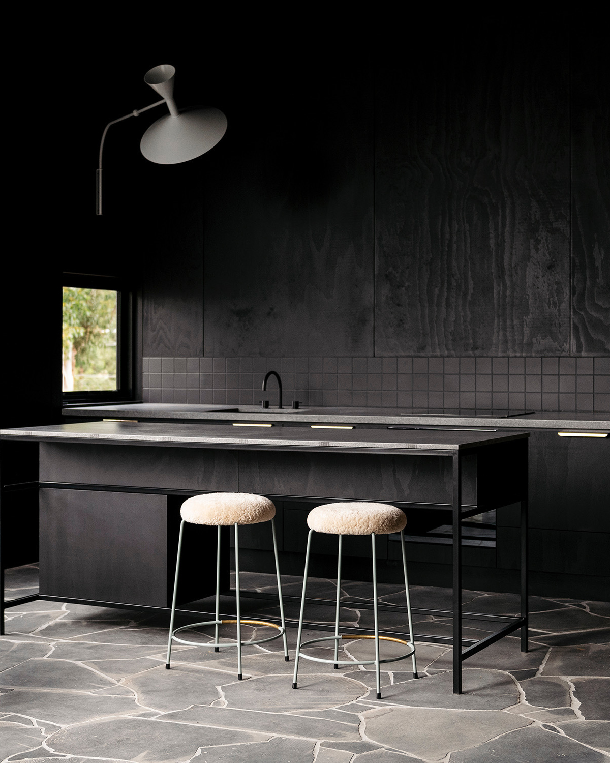 Iva Stool Backless 65H