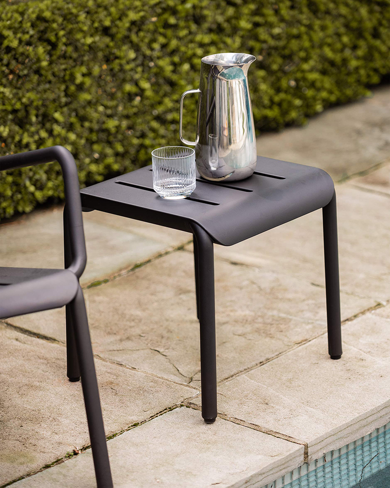 TOOU Outo Side Table