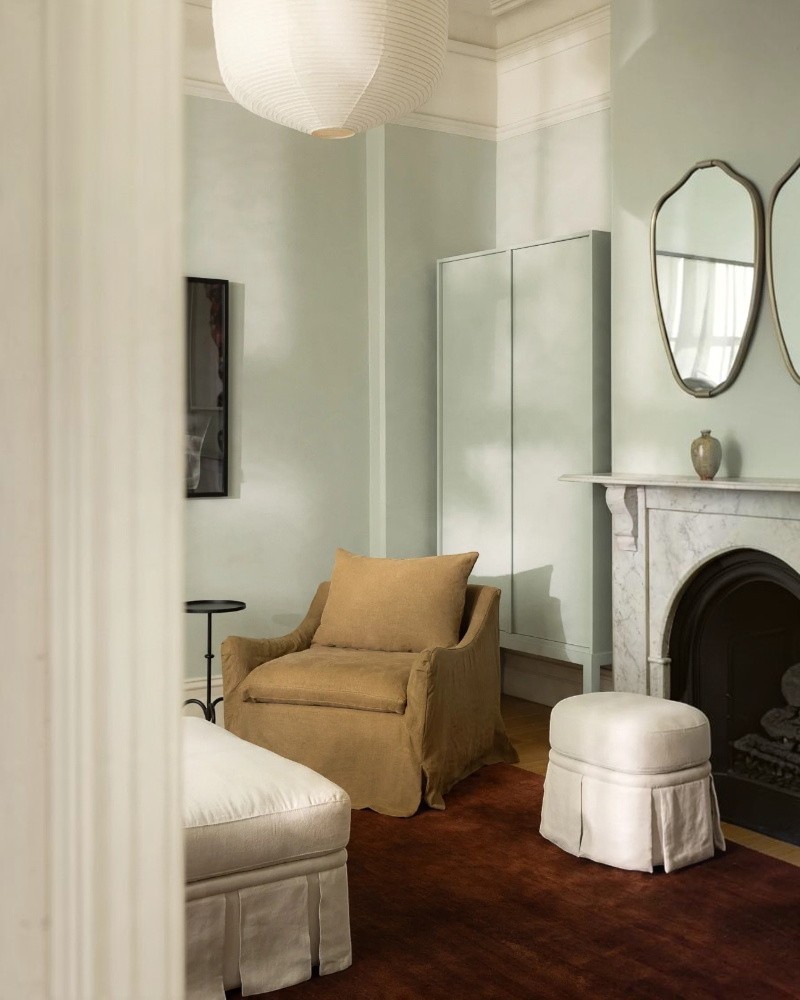 Louis Armchair