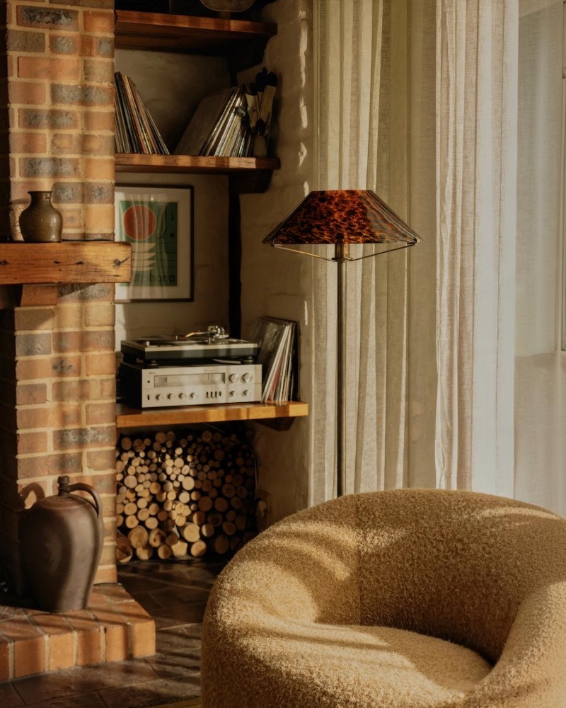 Otis Floor Lamp