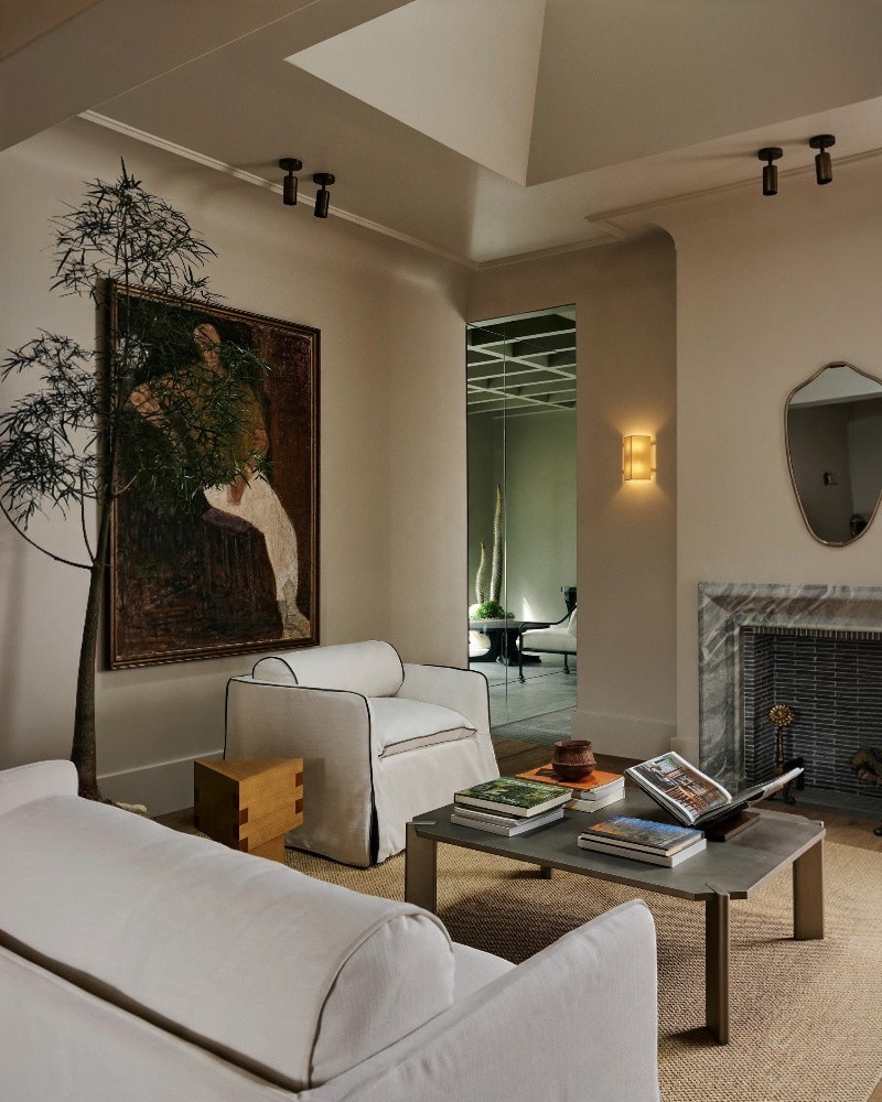 Cohen Armchair